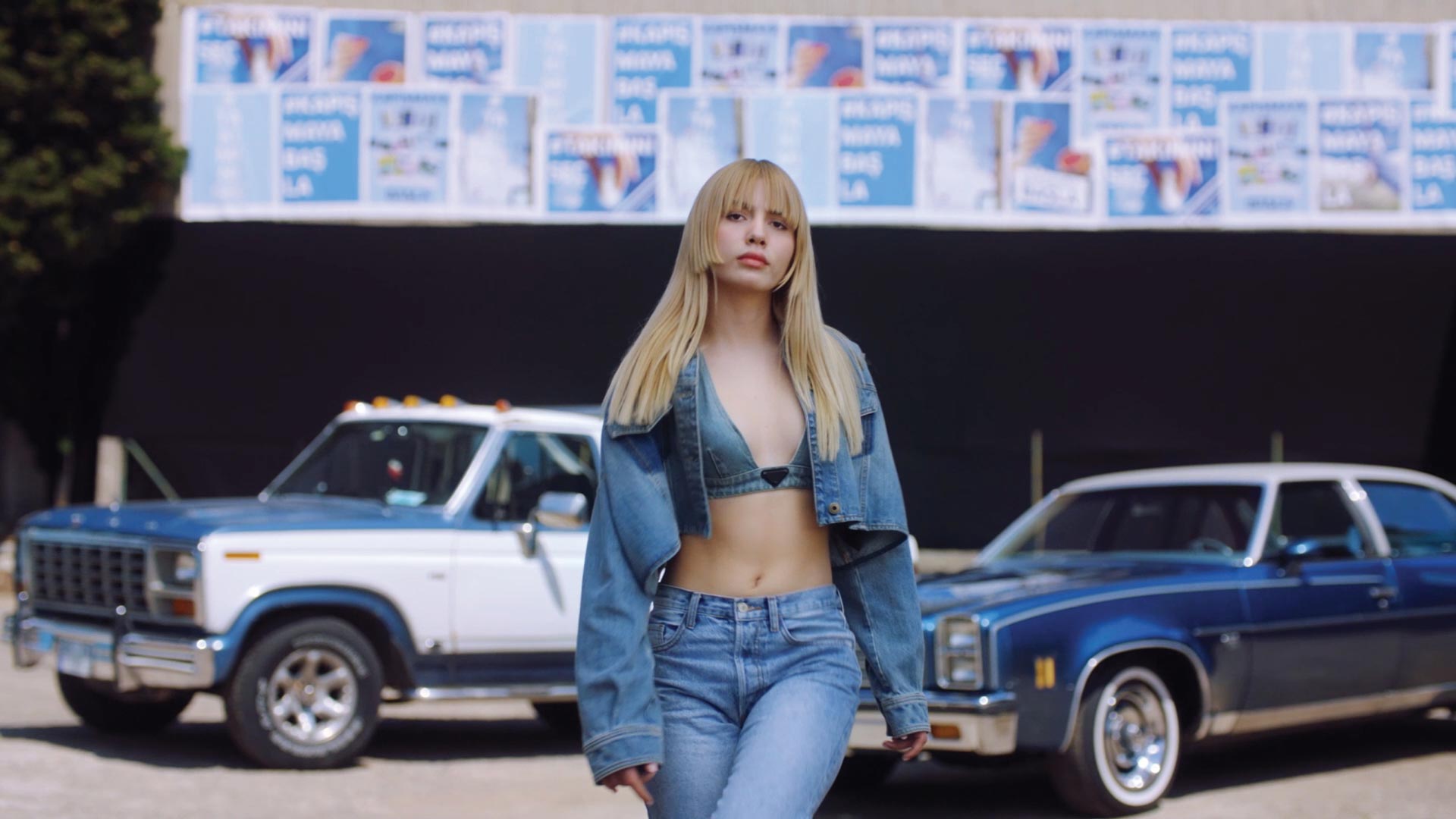 DİMES x ALEYNA TİLKİ SMOOTHIE & MILKSHAKE KAPIŞMASI KLİP