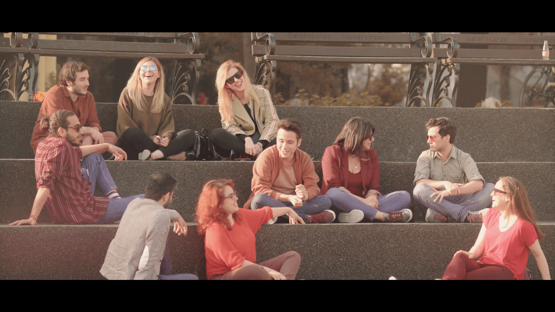 GALATASARAY ÜNİVERSİTESİ MEZUNLAR DERNEĞİ - LA RENTREE